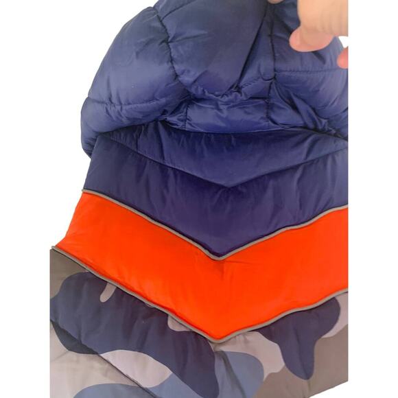 MINI BODEN Boy's Camo Puffer Vest / Size: 3-4 - Picture 8 of 10